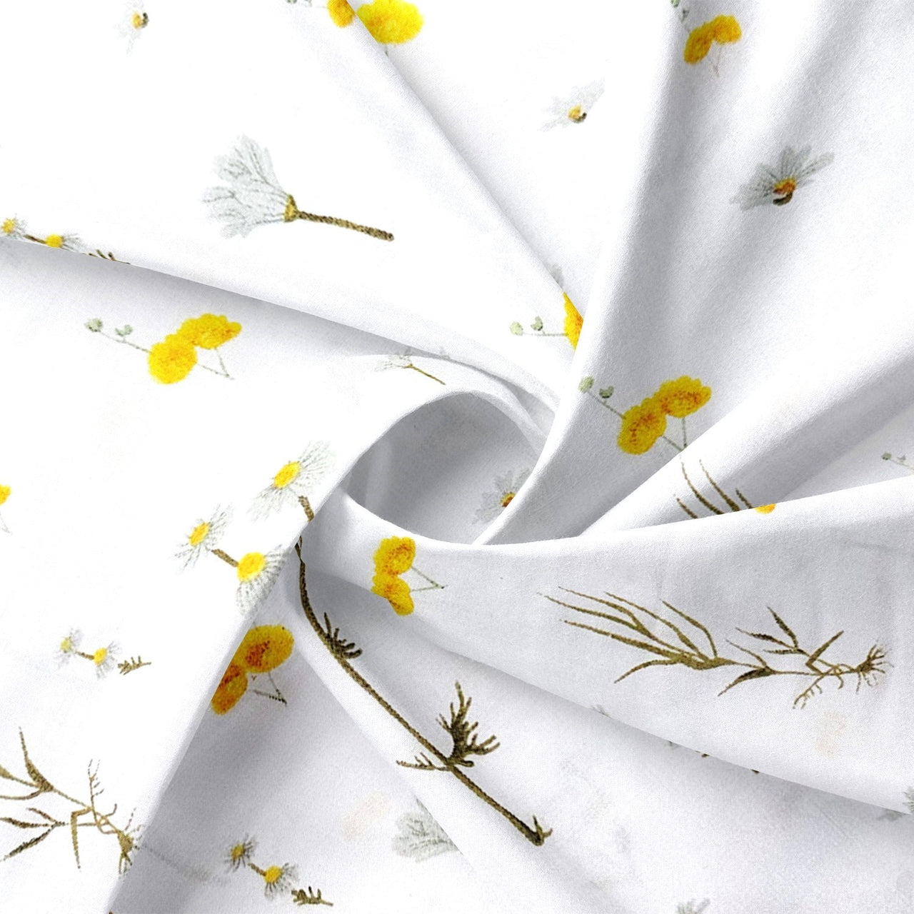 Cotton Fabric - Common daisy